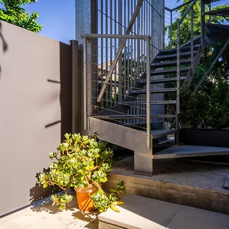 Magnolia House- Monolocale Con Ingresso Indipendente Апартаменты