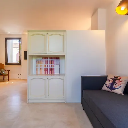 Magnolia House- Monolocale Con Ingresso Indipendente Апартаменты Чивитанова-Марке