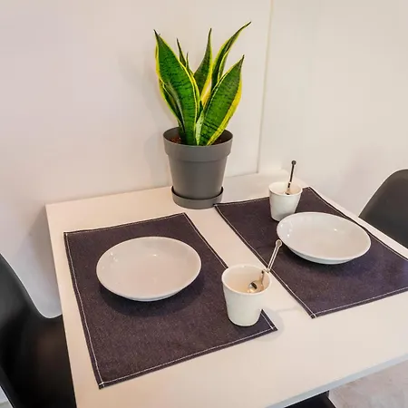 Magnolia House- Monolocale Con Ingresso Indipendente Апартаменты Чивитанова-Марке